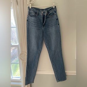 Old Navy High-Rise O.G. Straight Jean